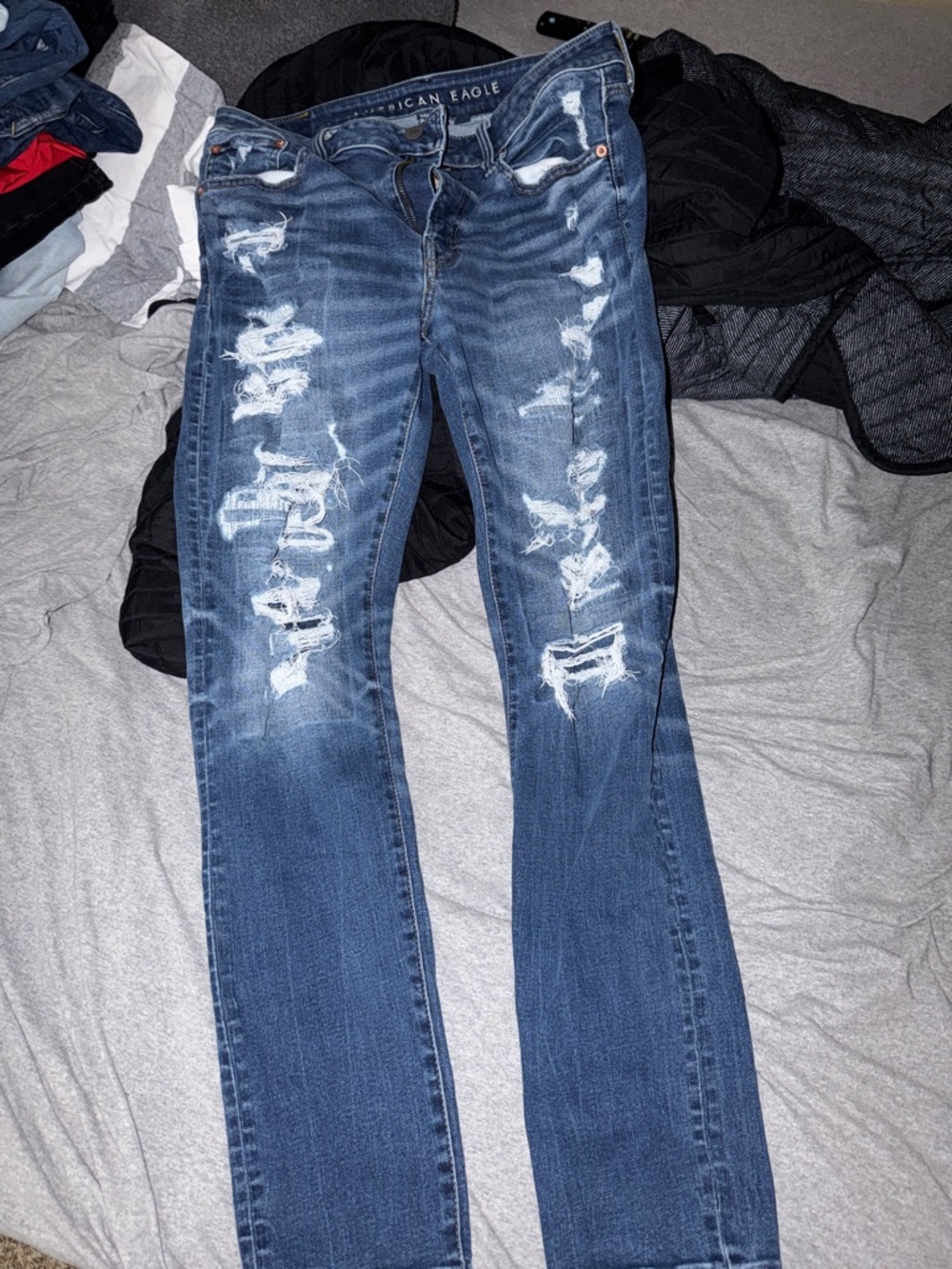 American Eagle Outfitters Distressed Dark Blue Skinny Jeans